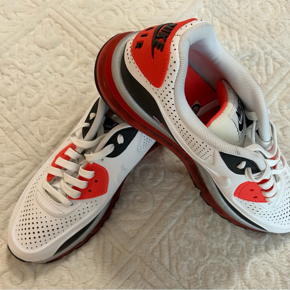 Men’s Nike Air Max SZ 10.5